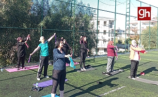 Aksu'da ev hanımları güne sabah sporuyla başlıyor