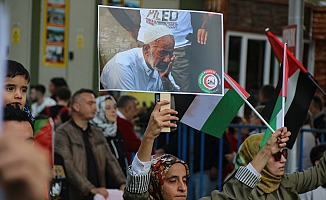Antalya’da binlerce kişi Filistin’e destek için yürüdü