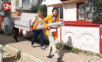 Antalya Büyükşehir'den selzedelere eşya yardımı
