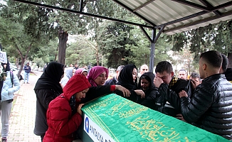 Antalya'da selde hayatını kaybeden Yıldız'a gözyaşları arasında veda