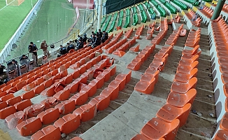 Alanyaspor, Antalyaspor taraftarının stada verdiği zarar için TFF' ye başvuruda bulundu