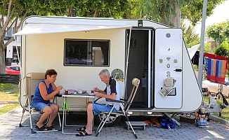 Bir günlük otel ücreti ile bir ay tatil