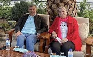 Gazeteci İsmail Küçükkaya'nın annesi tatil için geldiği Antalya'da hayatını kaybetti