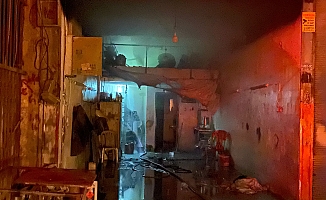 Oto boyacısı dükkanında çıkan yangın korkuttu