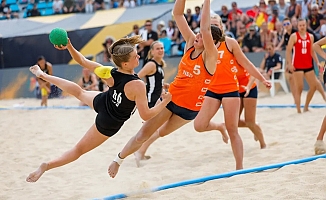 EHF Plaj Hentbolu Euro 2025 Şampiyonası Alanya'da düzenlenecek