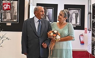 Yaşlı evinde tanıştılar, dünya evine girip ikinci baharı yaşadılar