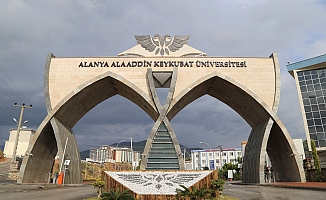  ALKÜ'den 3 bilim insanı dünyanın en etkili bilim insanları listesinde