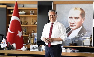 Muratpaşa Belediye Başkanı Ümit Uysal: "32 yıllık siyasi tecrübemi ve birikimimi en üst düzeyde partimin hizmetine sunacağım"