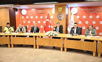 Antalya'da ulaşım esnafının sorunları masaya yatırıldı
