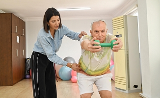  Geçirdiği felç sonrası düzenli sporla ayağa kalktı