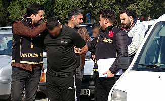  Ölümle sonuçlanan hasarlı kaza tartışması şüphelisi 4 kişi adliyeye sevk edildi