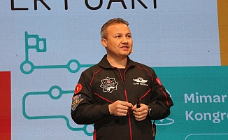 Alper Gezeravcı: "Ay yüzeyine iniş yapan 6'ncı ülke olmayı hedefliyoruz"