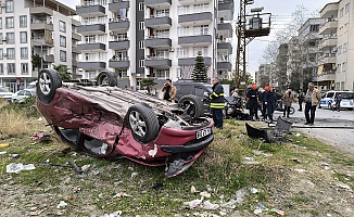 Kazada yaralanan 17 yaşındaki çocuk 7 günlük yaşam mücadelesini kaybetti