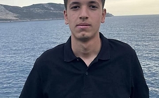 Elektrik direğine çarpan motosikletli genç sporcu hayatını kaybetti