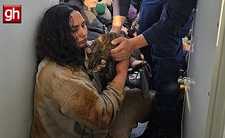 Kedisiyle birlikte çıktığı kaçak Avrupa yolculuğu Akdeniz'de son buldu!