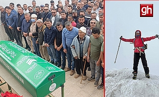 Rusya'da hayatını kaybeden dağcı Antalya'da son yolculuğuna uğurlandı