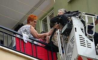  Antalya'da 15 katlı apartmanda can pazarı!