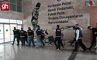 Antalya'da 'tefecilik' operasyonu: 7 kişi tutuklandı
