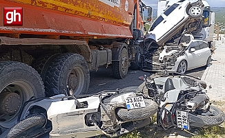 Kamyon yoldan çıktı önüne gelen taşıtı ezdi