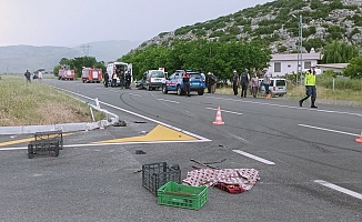 Antalya'da trafik kazası: 1 ölü, 3 yaralı