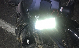 Minibüsün arkadan çarptığı motosikletli genç kadın hayatını kaybetti