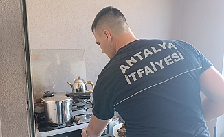  Ocakta unutulan düdüklü tencerenin dumanları itfaiyeyi alarma geçirdi