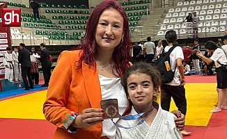 Aksu’da gururlandıran başarı: Lale Nuray Türkiye üçüncüsü oldu