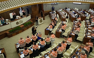 Antalya Büyükşehir Belediye Meclisi, Böcek'in tutuklanmasının ardından ilk kez toplandı