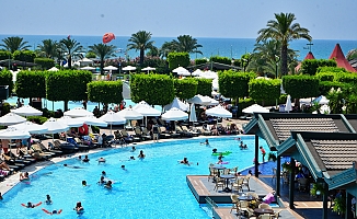 Bölgesel krizler turizm hedefini gölgeledi rakam güncellendi