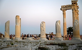 Antalya turizmde rekor tazeledi