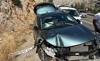 Antalya’da trafik kazası; 5 yaralı