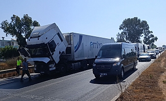 Arıza yapan tır D-400 Karayolu’nda trafiği kilitledi