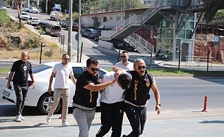 Emlakçıyı arayıp kiraladığı evde cinayet işlediğini söyleyen zanlı Gümüşhanede yakalandı
