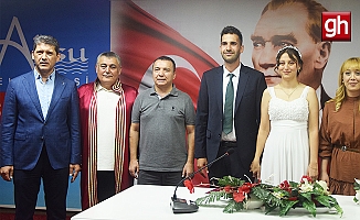 Siyasetin kalbi bu nikâhta attı!
