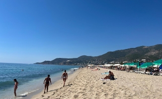  Alanya'da eylül ayında plajlar doldu