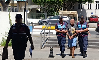  Antalya'da alacak-verecek cinayetinin zanlısı adliyeye sevk edildi
