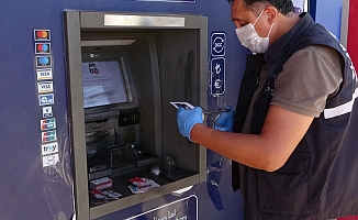 Çalıntı 60 kartla ATM'yi boşaltacaktı, başaramayınca cihaza zarar verdi