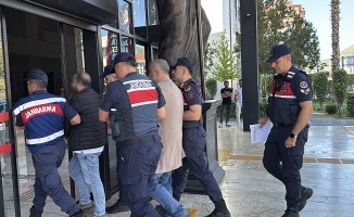 Antalya'da sahte pasaportla 24 milyon liralık arsa vurgunu: 6 gözaltı
