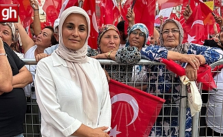 CHP Aksu Kadın Kolları Başkanı Menzil Çakmak görevinden  istifa etti!