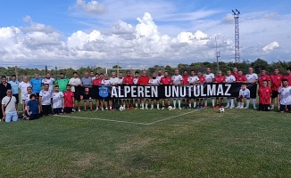 Manavgat’ta Alperen Coşar anısına futbol turnuvası