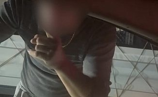 Aracın önünü kesip yumruklayan ve küfür eden trafik magandasına ev hapsi