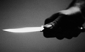 Gençlerin kavgası kanlı bitti: Bıçaklayıp, hiçbir şey olmamış gibi uzaklaştı!