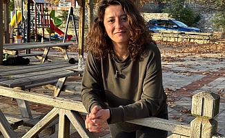 Metin Akpınar'ın biyolojik kızı olduğu iddia edilen Duygu Nebioğlu: "Dava bittiğinde susturulmuş çocukların da sesi olacağım"