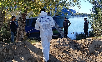 Balık avlamaya gelen vatandaşlar Manavgat Irmağında erkek cesedi buldu