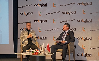  Fikret Orman: "Başarı tesadüf değildir. Doğru kadroyu kurup, camiayı tek yürek yapmak zorundasınız"