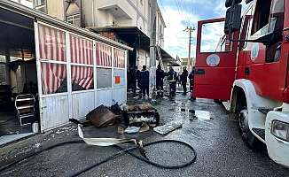 Aksu'da iş yeri yangını korkuttu