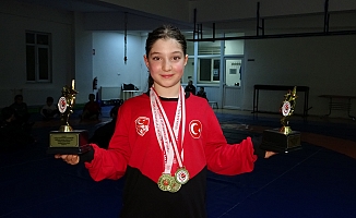 Bir yetenek taraması hayatını değiştirdi 10 yaşındaki güreşçi Asya, Türkiye şampiyonu oldu