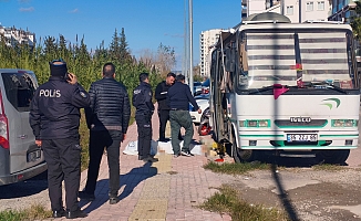 Yakınlarının ulaşamadığı yaşlı adam karavanda ölü bulundu