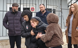 Antalya’daki facianın acısı Adli Tıp önünde