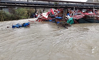 Dimçayı taştı, işletmeler su altında kaldı hasarın boyutu dronla görüntülendi
